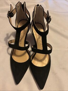 Sole Society Black Suede Pointed T-Strap Heels